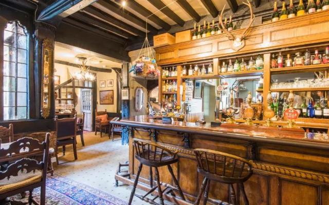 Luttrell Arms Hotel