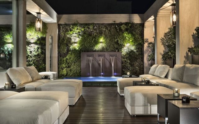 Mine & Yours Members Club