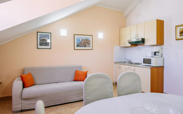 Villa Curic