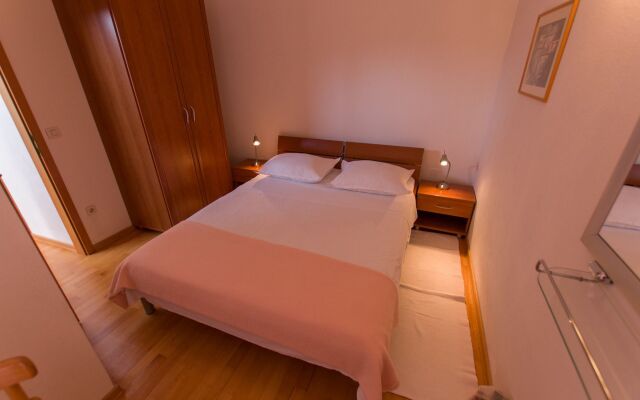 Apartment Cobra - excellent location: A4 Tucepi, Riviera Makarska