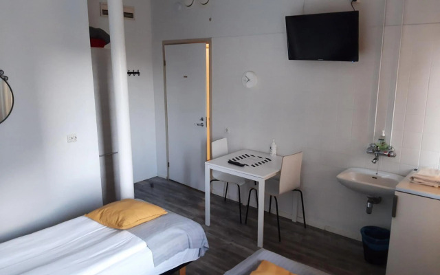 Oulun Satamahuoneet ja -ravintola