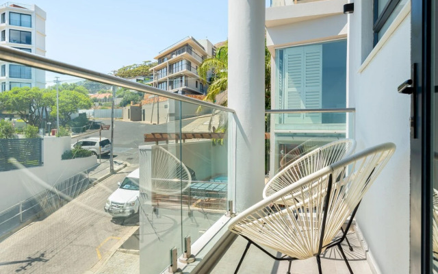 One Calais Luxury Apartments