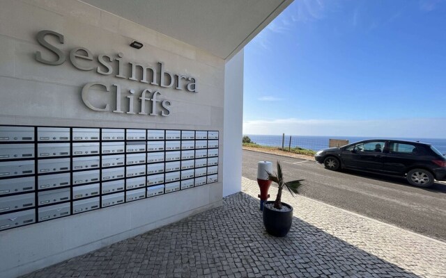 Iva's Panoramic Sesimbra - Trip2Portugal