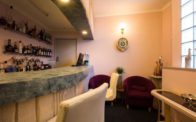 Best Western Balmoral Motor Inn