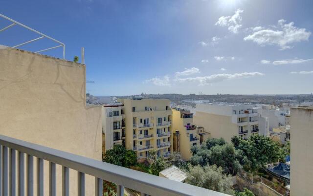 Modern 3BR Apartment in the Centre of Sliema