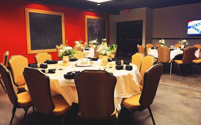 DoubleTree by Hilton Hotel St. Paul Downtown