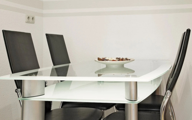 City Park Apartments Ludi