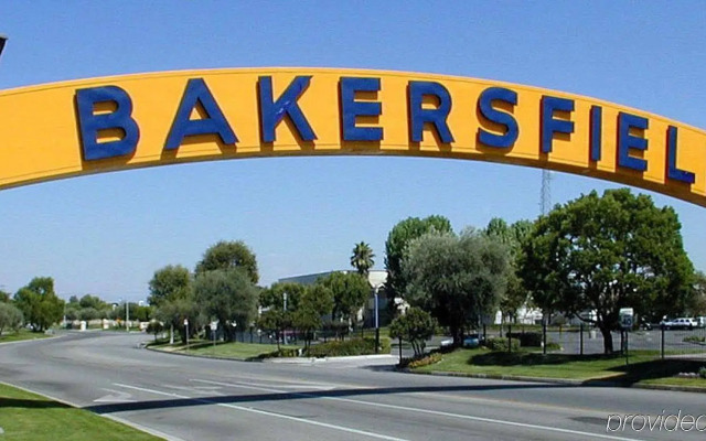 Clarion Hotel Bakersfield North