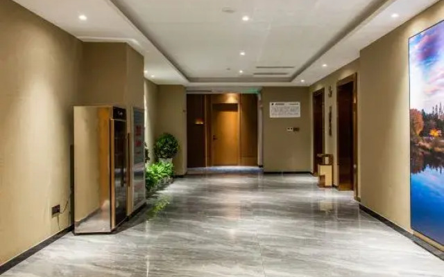 New Bingkai International Hotel (Wetland Park Yellowstone North Station)