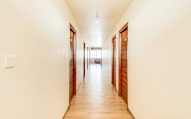 Capital O 62639 Inn The Centre