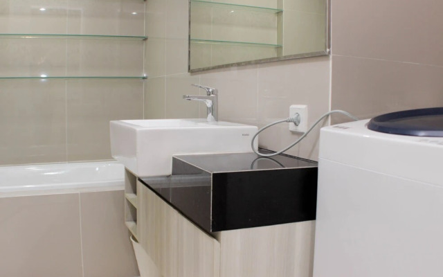Comfy And Spacious Studio Azalea Suites Apartment