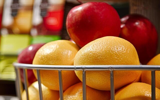 Best Western Courtesy Inn Hotel - Anaheim Resort at the Park