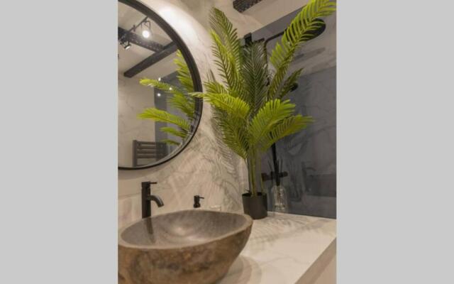 Superbe Appart Plein Centre avec Parking & Jardin