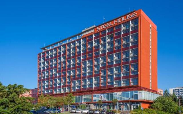 Steel House Hotel