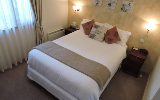 Kubba Roonga Guesthouse - Luxury Spa Retreat – Guest Rooms – Blackheath