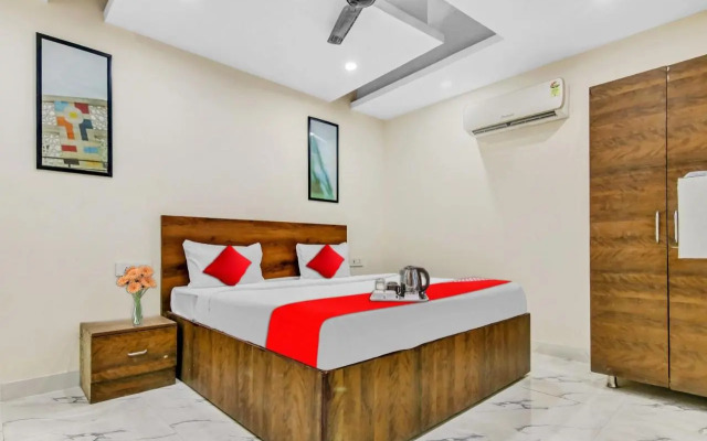 OYO Flagship 70400 Hotel Olive Inn