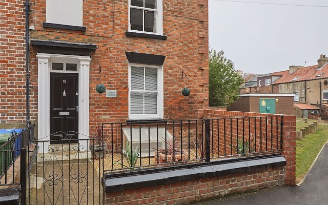 Central Retreat in Scarborough