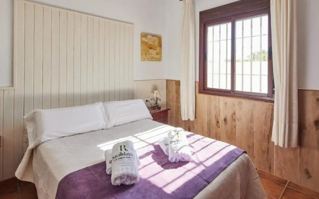 Chalet El Cancelín Conil de la Frontera by Ruralidays