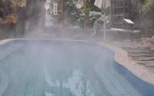 Nanjing Tangshan Shengquan Hot Spring Hotel （Northeast Gate）