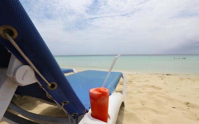 Merrils Beach 3 All Inclusive