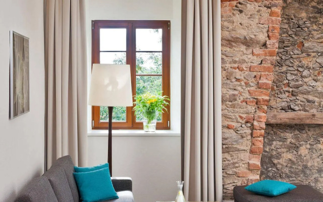 Uroczysko Siedmiu Stawów Luxury Hotel