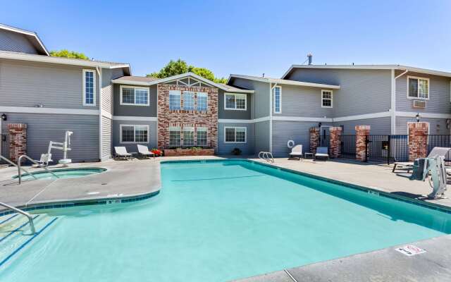 Comfort Inn & Suites Susanville