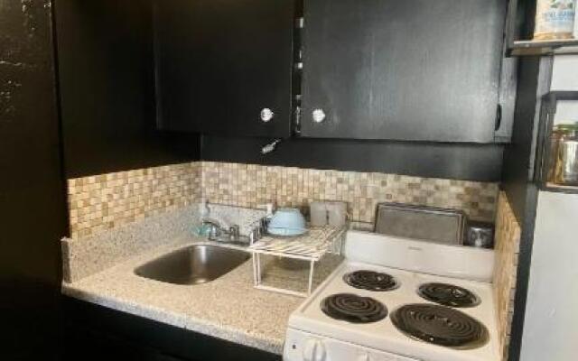 Lewers Studio Suite