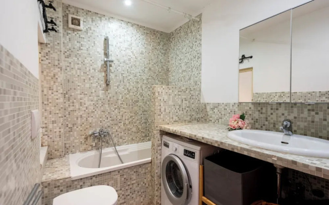 Genova House Historic Center