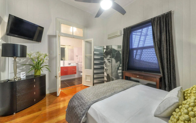 One Thornbury Boutique B&B