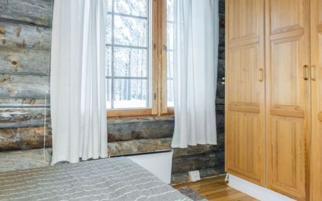 House  Salla