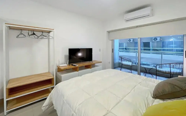 Studio With Pool and Balcony In San Telmo