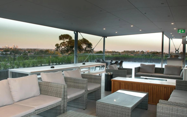 Studio 8 Residences - Adults Only