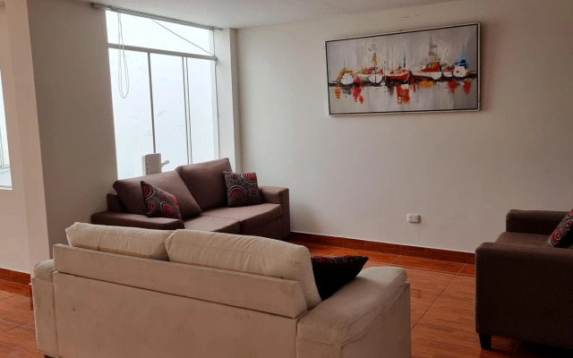 Apart Hotel Cabral a 5 minutos del Jockey Plaza