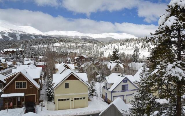 Val D'Isere Unit 315 by RedAwning