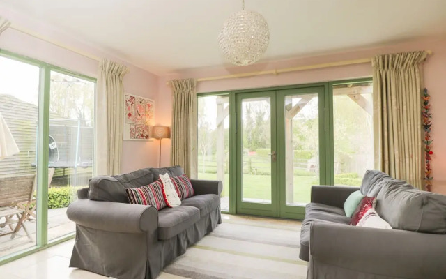Innisfallen House