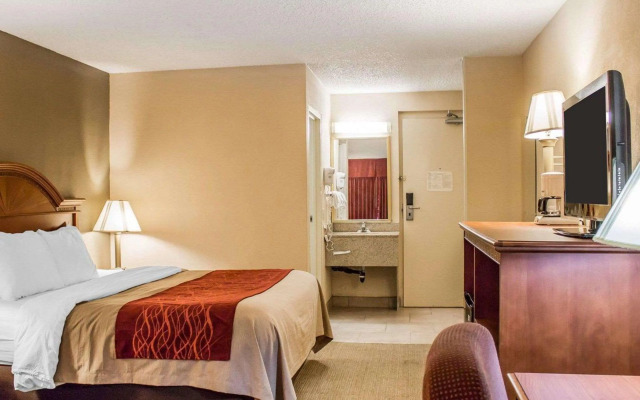 Quality Inn Huron
