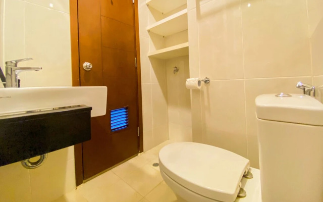 Nice And Strategic Studio Apartment At Capitol Park Residence