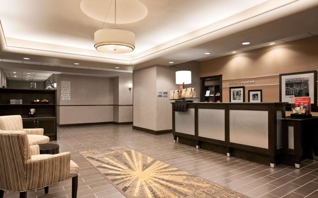 Hampton Inn & Suites Mansfield