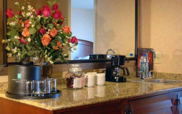 Embassy Suites by Hilton San Francisco Airport Waterfront
