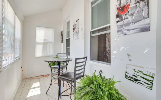 Wilmington Home ~ 28 Mi to Downtown Philadelphia!