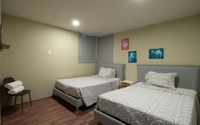 Polanco Apartment - Elevator, Parking- Sleeps 10