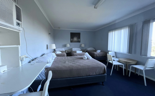 Blue Mountains Gday Motel – Guest Rooms – Sydney