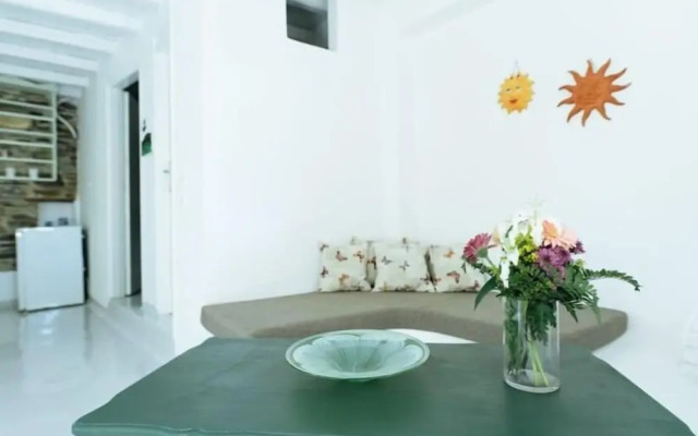 Cozy 2-bedroom House in Tinos
