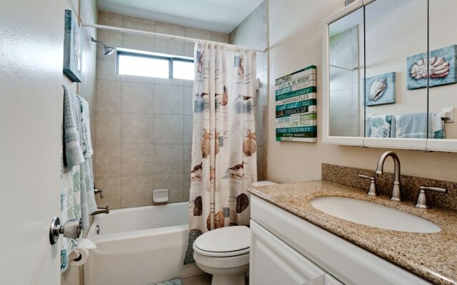 Runaway Bay 280 - 1558708