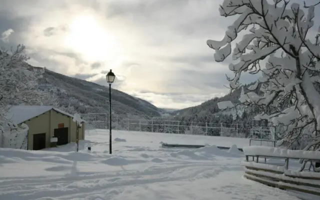 Apartamentos Turísticos de Isín