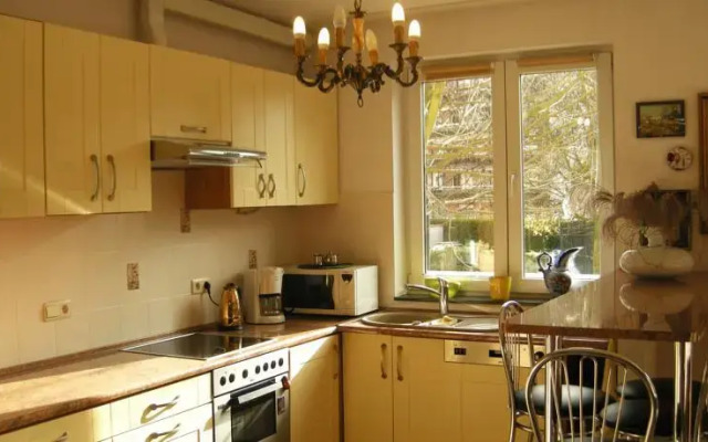 Cosy Nest with garage in Brussels