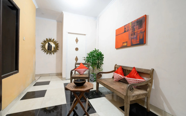 Super OYO 2285 Art Guest House Syariah