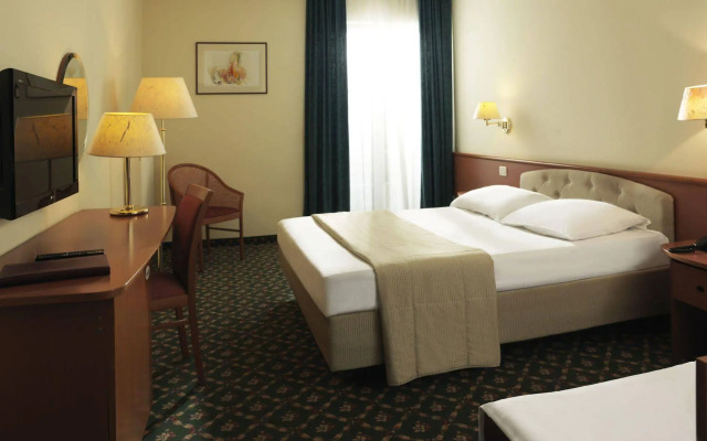 Hotel Maestoso
