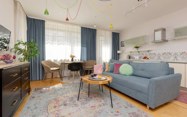 Apartment for 3 Guests Warsaw by Renters