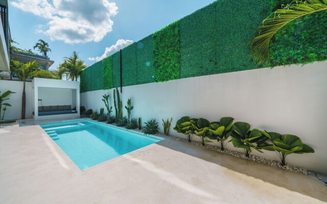 Villa Vantage 2